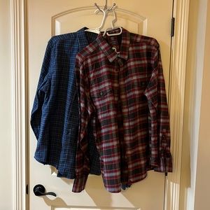 2 UNTUCKit flannel shirts. Size XL